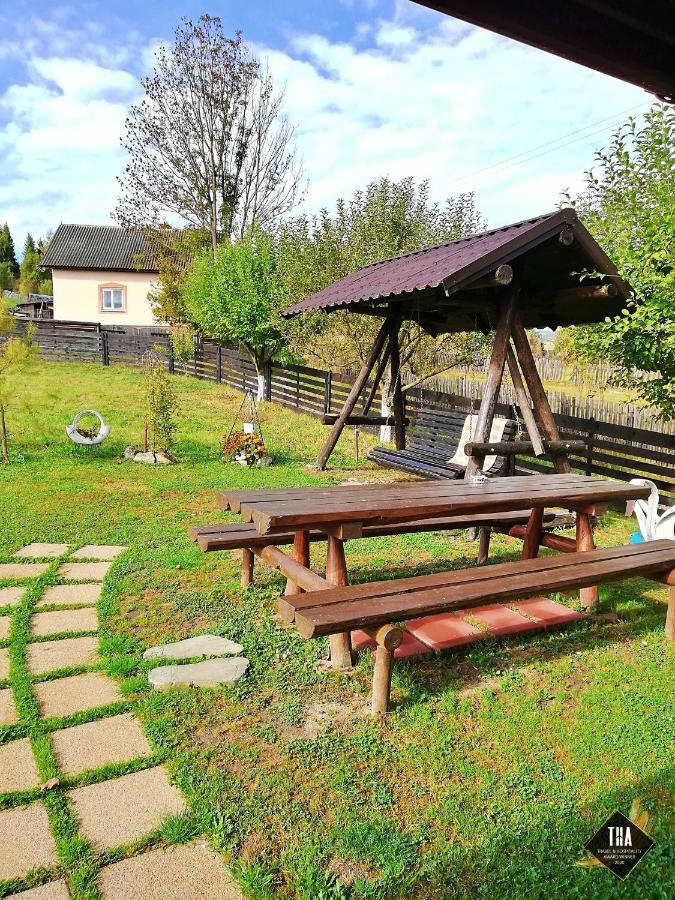 Hotel Casa Lacry Mînăstirea Humorului Exterior foto